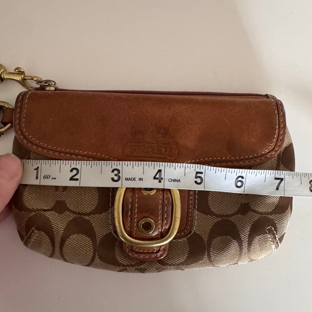 Coach Signature Jacquard Bleecker Buckle Wristlet Brown Leather Clutch Vtg Y2K - Picture 8 of 9